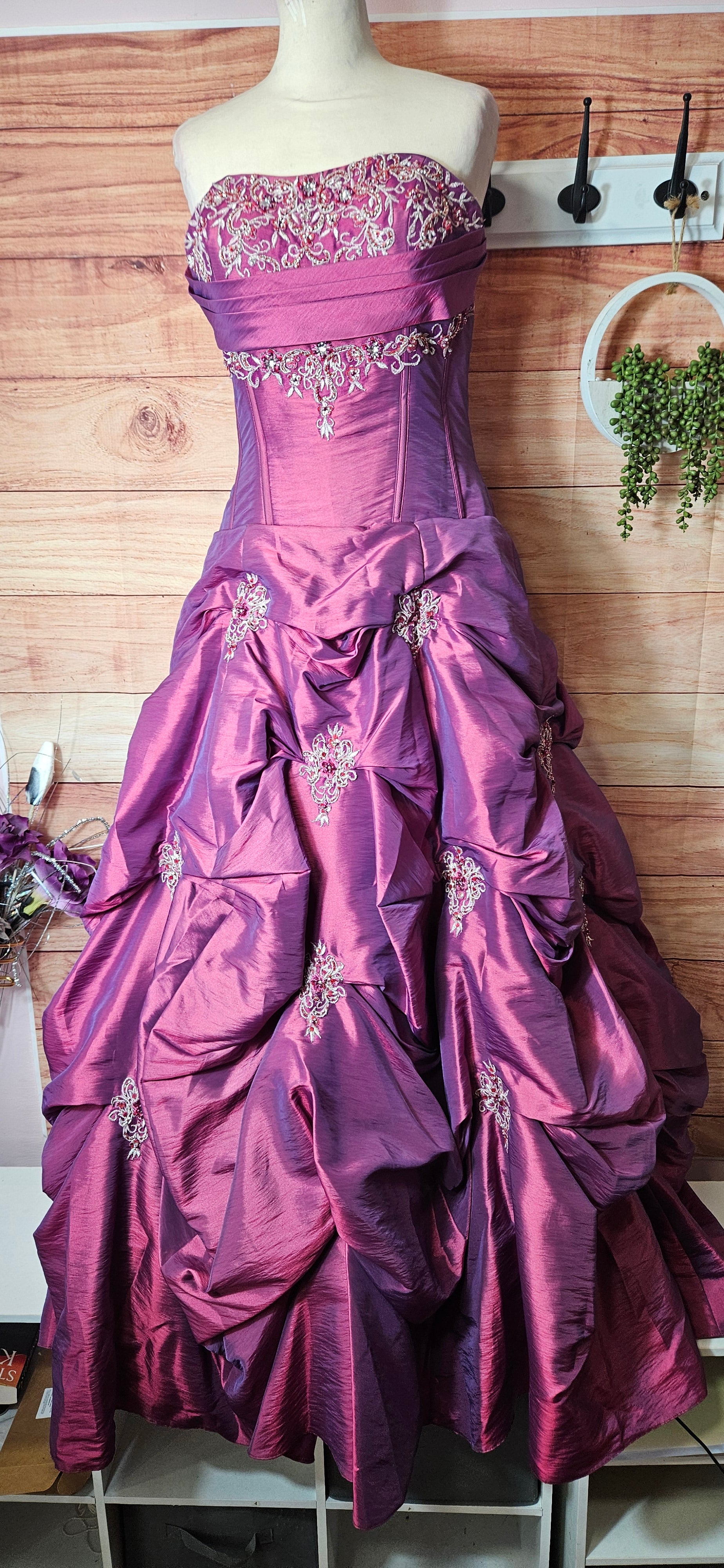 Alexia Designs puffy princess embellished ball prom dress size 12