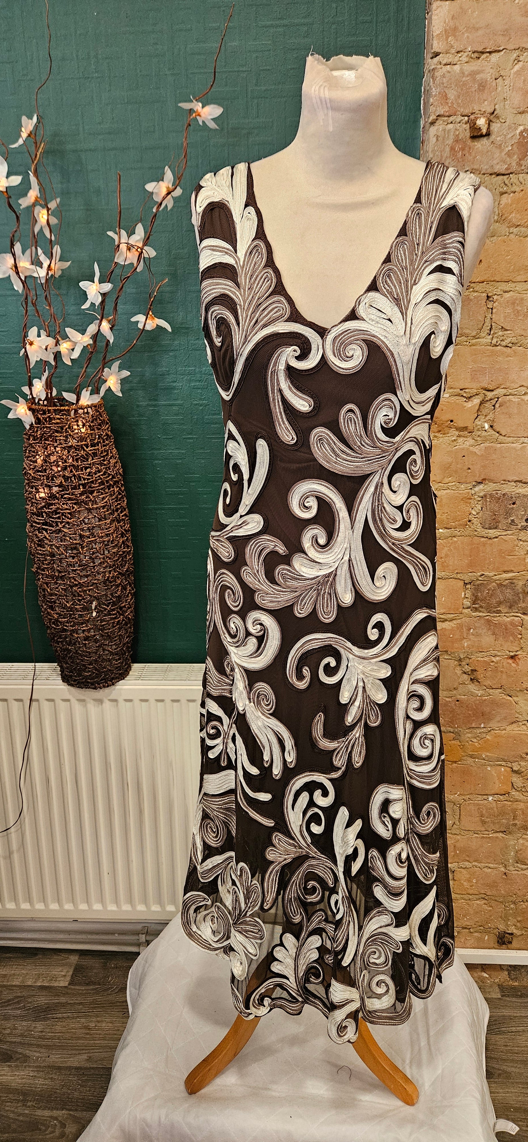 Phase Eight designer chocolate swirls dress size 12