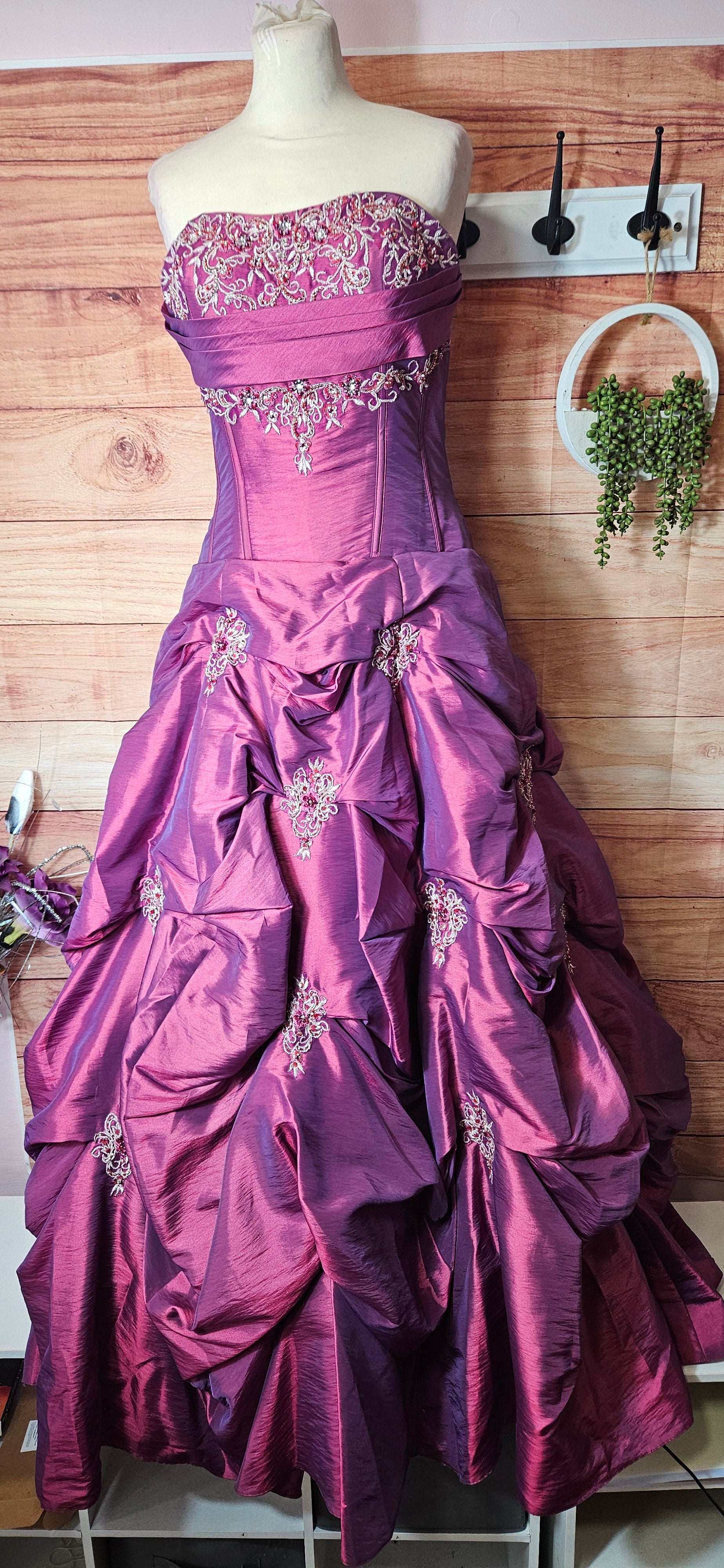 Alexia Designs puffy princess embellished ball prom dress size 12